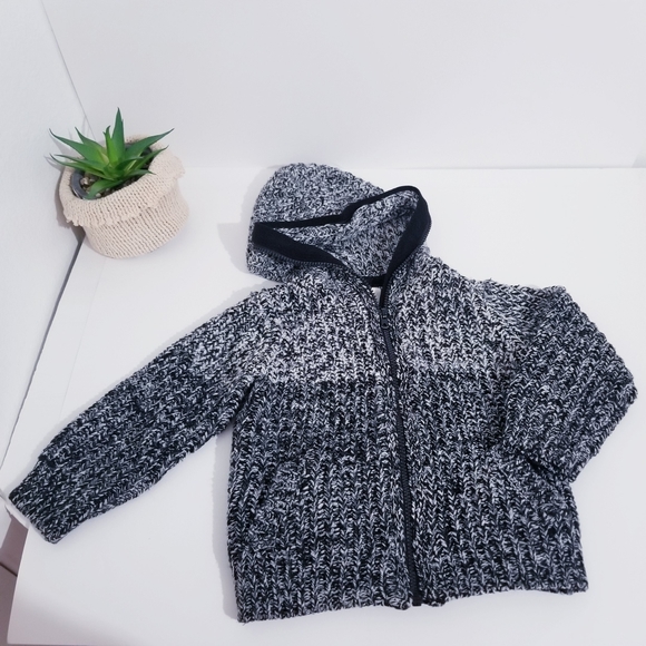 Zara knitted Sweater - Picture 5 of 5